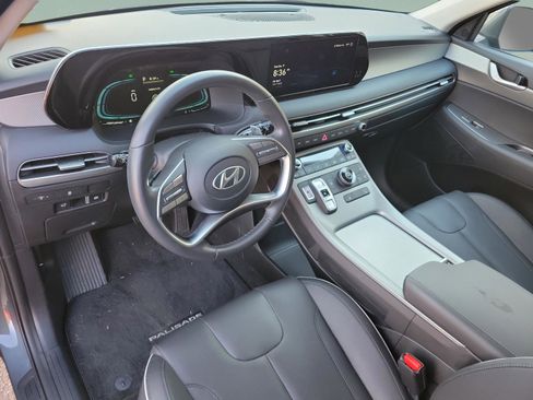 Used 2025 Hyundai Palisade SEL image 12