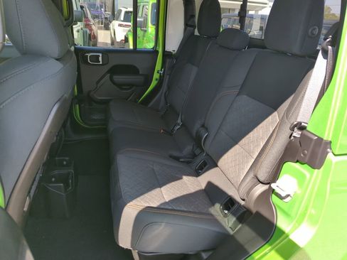 New 2026 Jeep Gladiator Mojave image 28