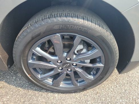 Used 2024 Chevrolet Equinox RS AWD/4WD image 45