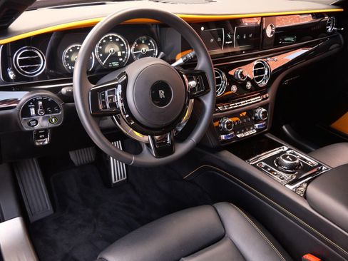 Certified 2022 Rolls-Royce Ghost AWD/4WD image 16