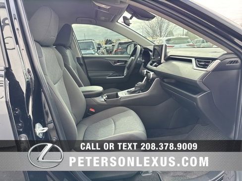 Used 2023 Toyota RAV4 AWD Hybrid image 12