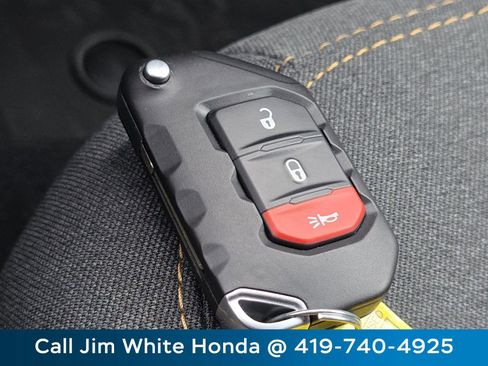 Used 2024 Jeep Wrangler Sport S image 33