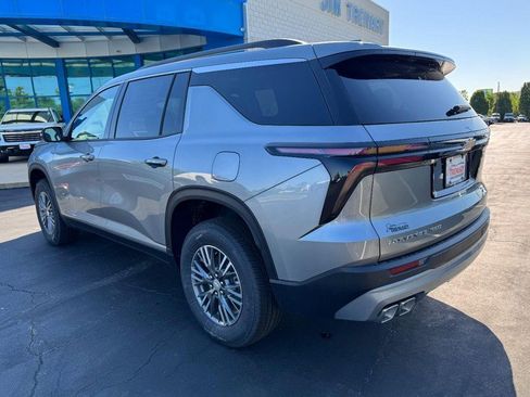 New 2026 Chevrolet Traverse LT w/ LPO, Floor Liner Package AWD/4WD image 5