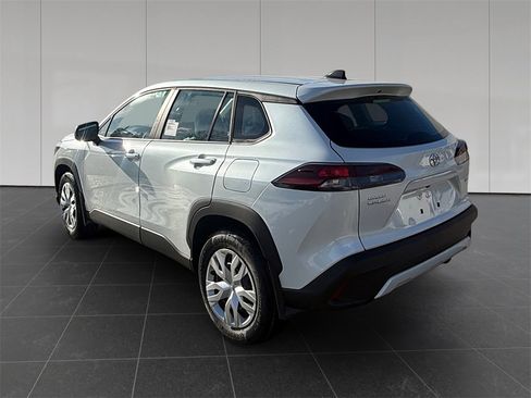 New 2026 Toyota Corolla Cross L image 3