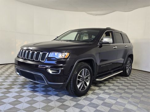 Used 2021 Jeep Grand Cherokee Limited image 4