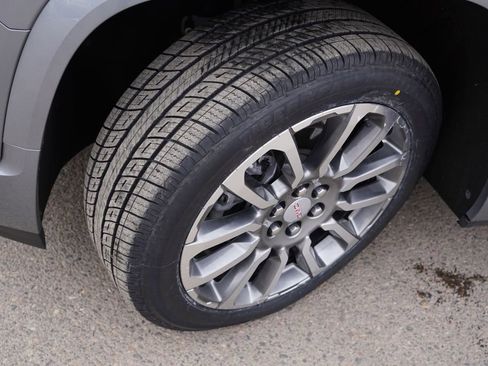 Certified 2023 GMC Acadia Denali w/ Denali Ultimate Package image 13