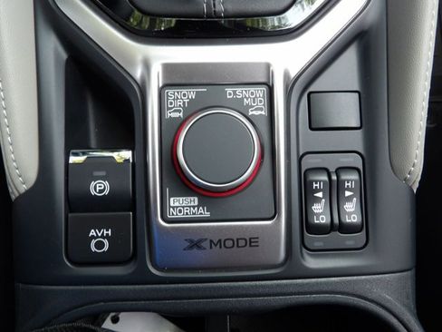 Certified 2024 Subaru Forester Limited w/ Convenience Package AWD/4WD image 25