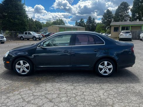 Used 2009 Volkswagen Jetta SE FWD image 6