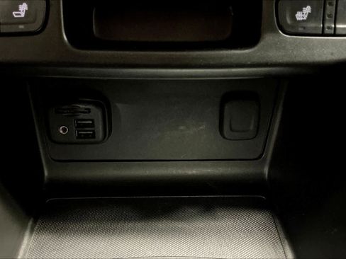 Used 2021 Chevrolet Colorado ZR2 w/ Colorado ZR2 Bison Edition image 33