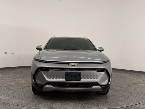 Used 2024 Chevrolet Equinox EV LT FWD image 5