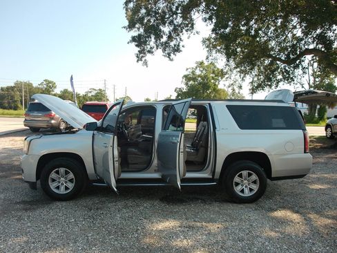 Used 2018 GMC Yukon XL SLE RWD image 10