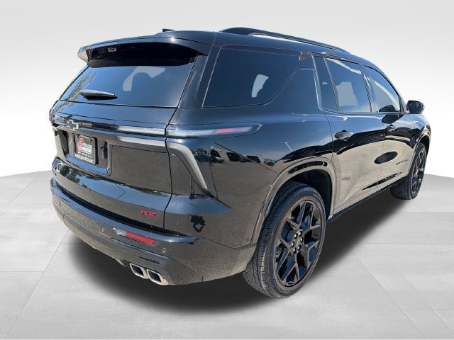 Used 2025 Chevrolet Traverse RS w/ LPO, Floor Liner Package FWD image 7
