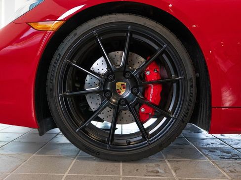 Certified 2025 Porsche 718 Cayman GT4 RS RWD image 11