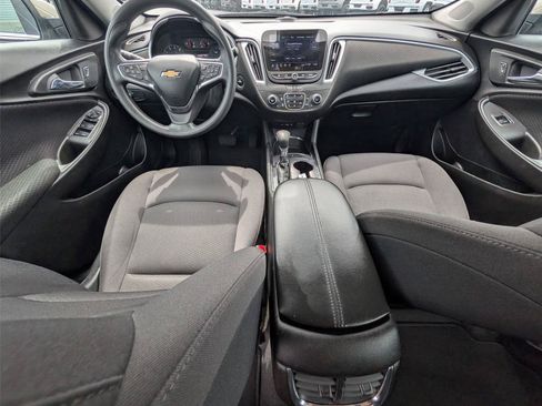 Used 2023 Chevrolet Malibu LT FWD image 28