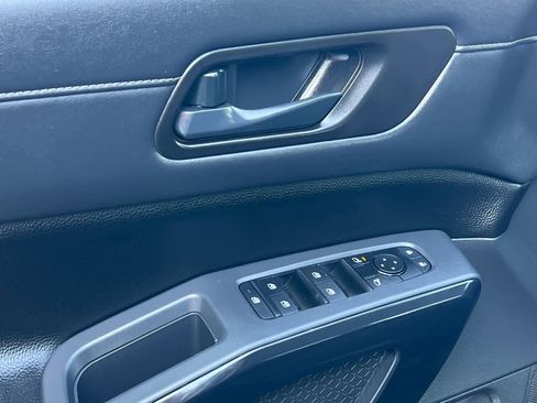 New 2026 Nissan Pathfinder SV image 13