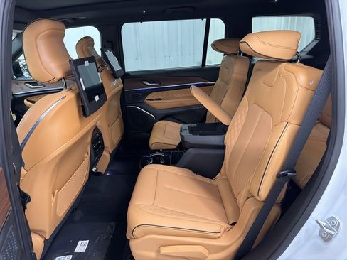 New 2025 Jeep Grand Cherokee L Summit w/ Advanced Protech Group IV image 13