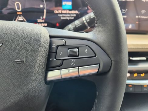Used 2024 Cadillac XT4 Premium Luxury w/ Technology Package FWD image 28