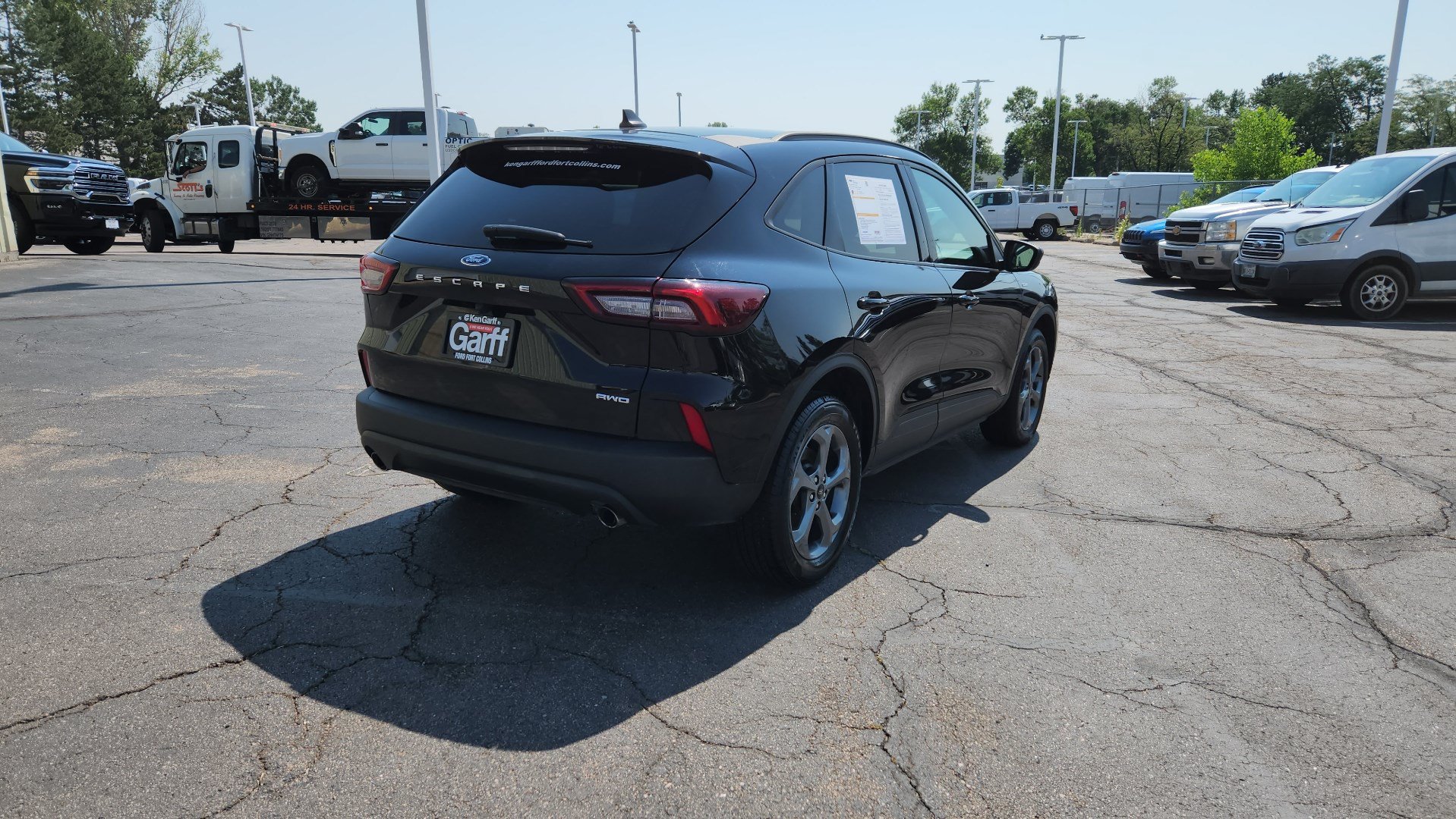 Used 2025 Ford Escape ST-Line AWD/4WD image 10