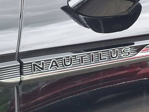 Used 2022 Lincoln Nautilus Black Label AWD/4WD image 30