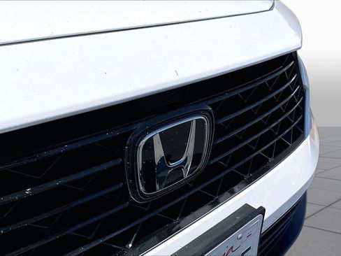 Used 2025 Honda Accord LX image 29