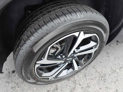 Used 2023 Chevrolet TrailBlazer RS AWD/4WD image 32