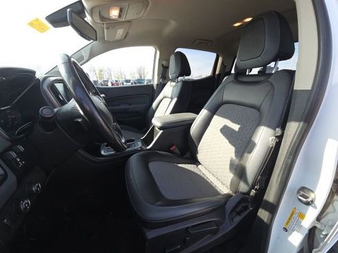 Used 2018 Chevrolet Colorado Z71 image 22