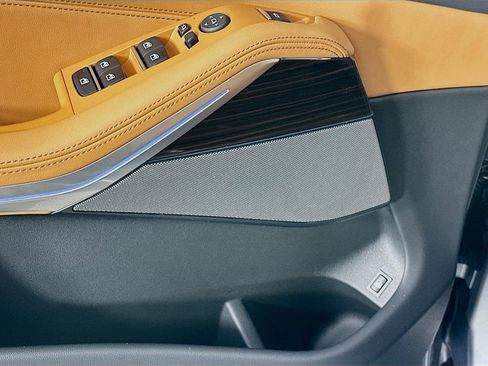 New 2026 BMW X5 xDrive50e image 25