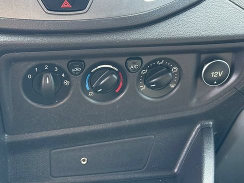 Certified 2019 Ford Transit 250 148 Medium Roof RWD image 5