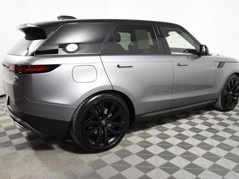 Used 2023 Land Rover Range Rover Sport SE image 7