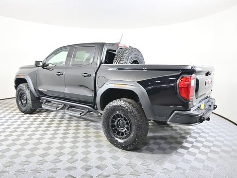 Used 2024 GMC Canyon AT4X w/ AT4X AEV Edition AWD/4WD image 4