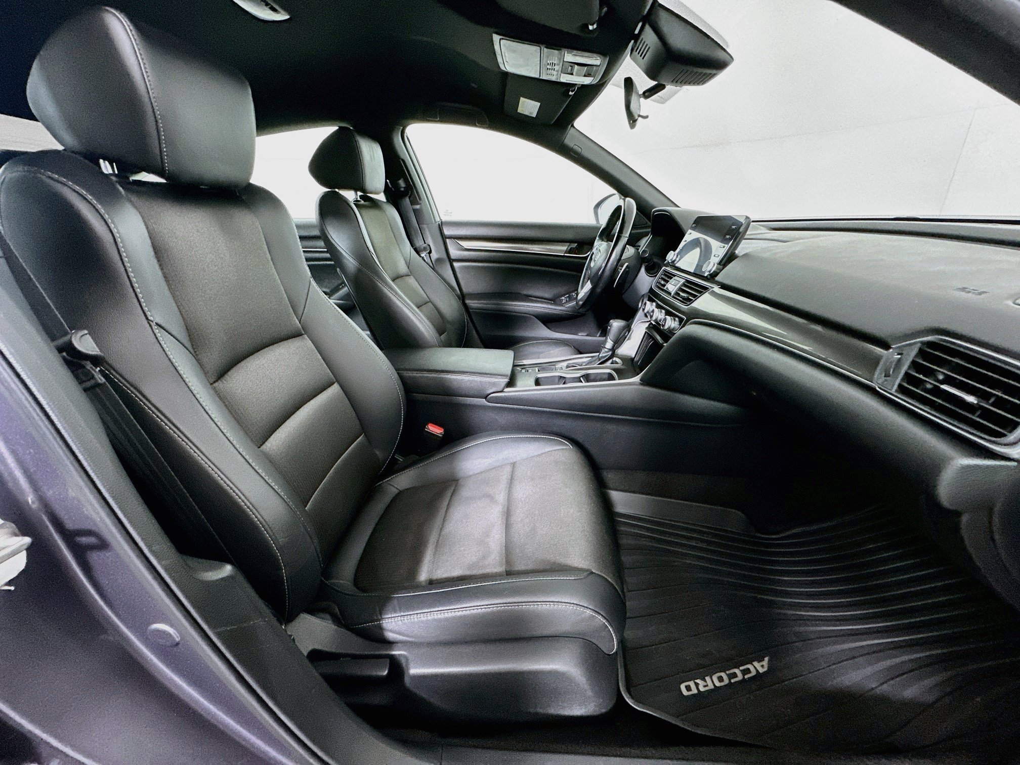Used 2020 Honda Accord Sport image 29
