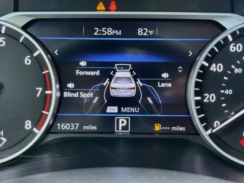 Used 2025 Nissan Sentra SV FWD image 8
