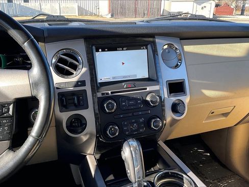 Used 2017 Ford Expedition Limited w/ Equipment Group 301A image 6