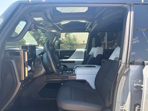 Used 2025 GMC Hummer EV 3X AWD/4WD image 19
