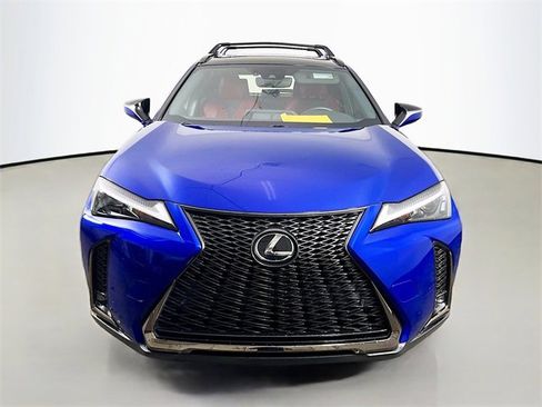 Used 2023 Lexus UX 250h F Sport image 2
