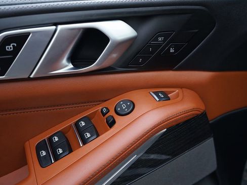 Used 2025 BMW X5 xDrive50e w/ M Sport Package image 27