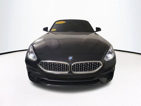 Used 2022 BMW Z4 sDrive30i w/ Driving Assistance Package image 3