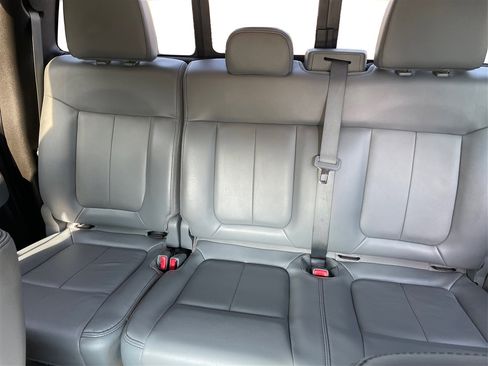 Used 2014 Ford F150 XLT w/ Equipment Group 302A Luxury image 14