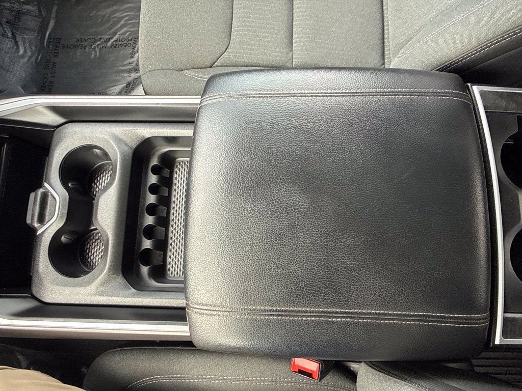 Used 2022 RAM 1500 Big Horn AWD/4WD image 33