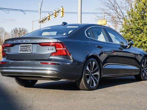 Certified 2023 Volvo S60 B5 Ultimate w/ Climate Package image 4