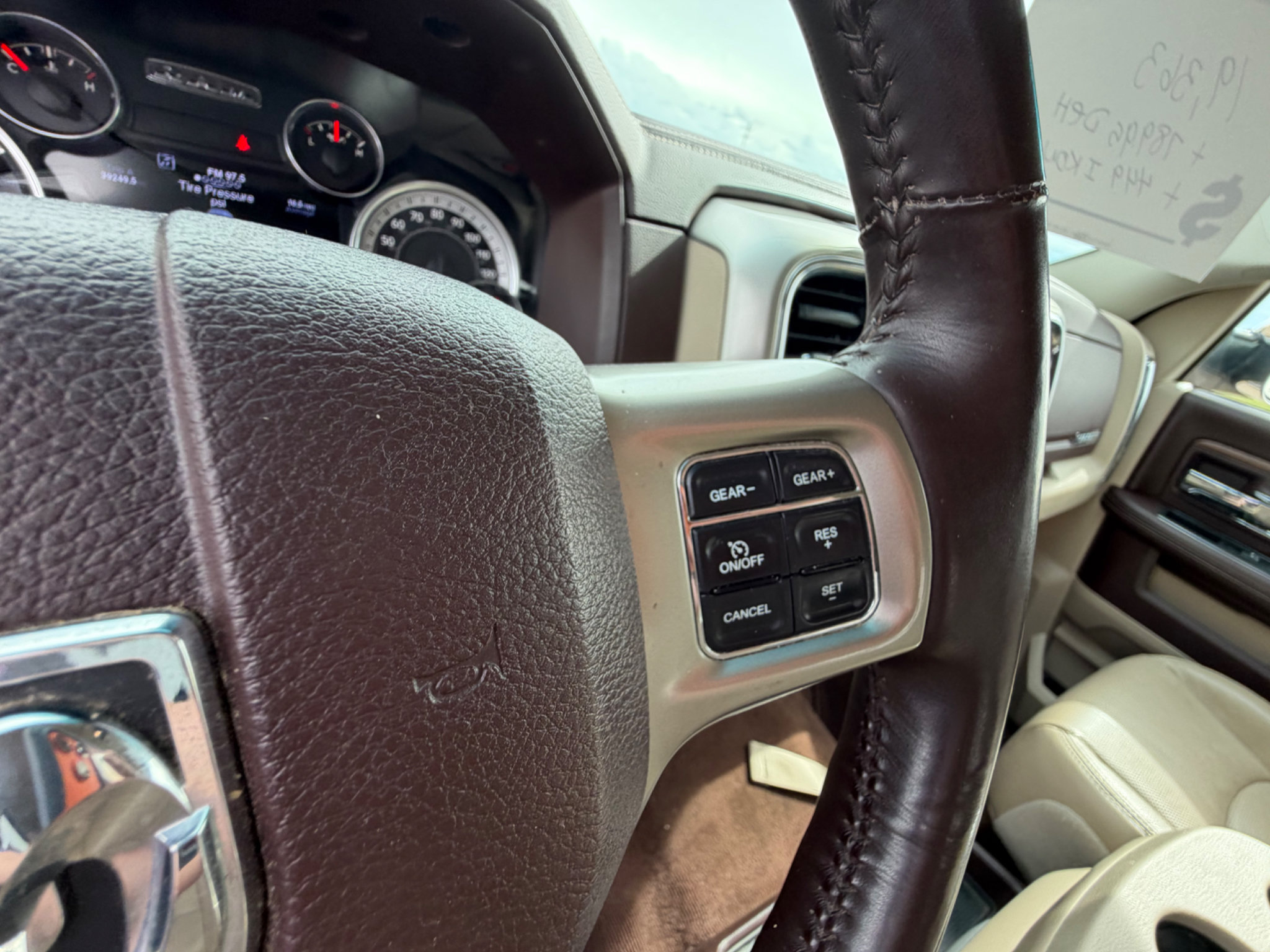 Used 2016 RAM 1500 Laramie w/ Convenience Group AWD/4WD image 19