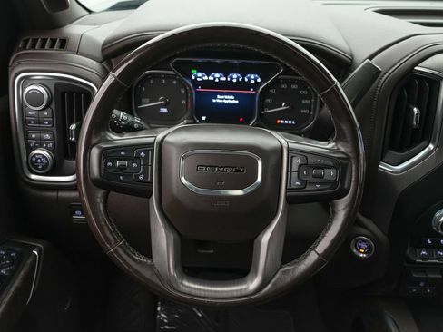 Used 2019 GMC Sierra 1500 Denali w/ Denali Ultimate Package AWD/4WD image 17