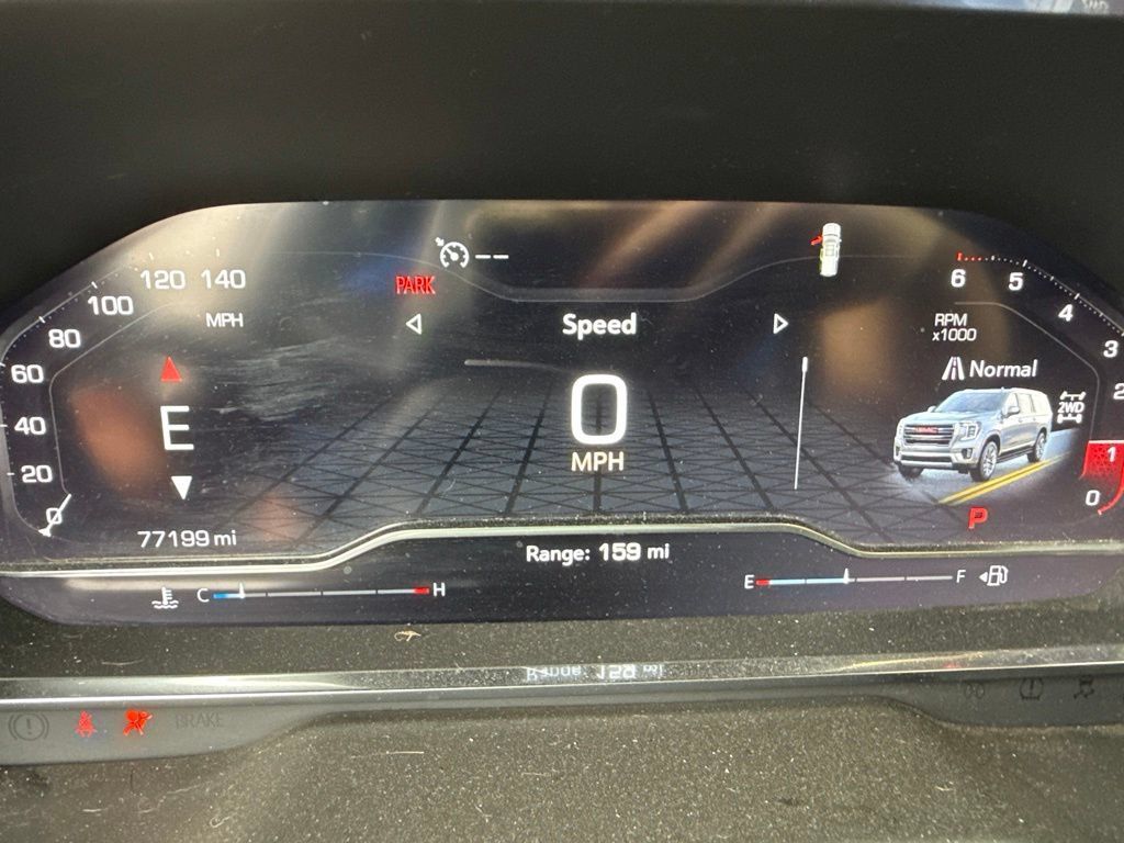 Used 2024 GMC Yukon AT4 w/ Technology Package AWD/4WD image 8