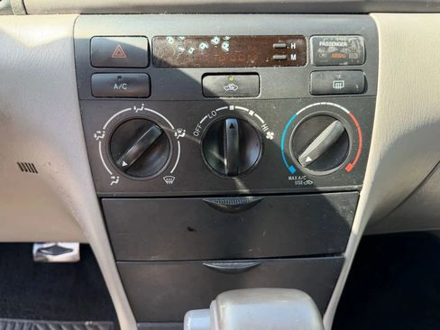 Used 2008 Toyota Corolla S image 18