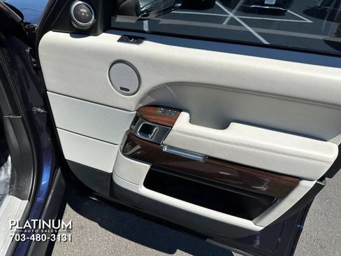 Used 2015 Land Rover Range Rover HSE AWD/4WD image 19