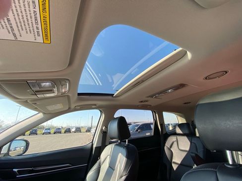 Used 2025 Kia Telluride S image 24