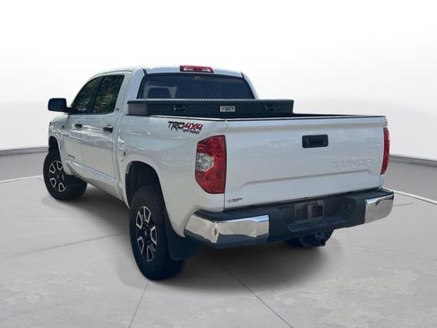 Used 2018 Toyota Tundra SR5 w/ TRD Off Road Package AWD/4WD image 8