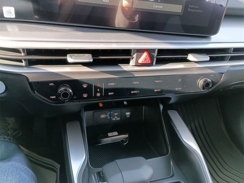 New 2026 Kia Sorento LX image 22