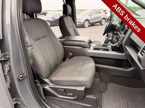Used 2016 Ford F150 XLT w/ Equipment Group 302A Luxury AWD/4WD image 33
