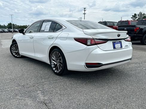 Used 2024 Lexus ES 300h w/ Technology Package FWD image 6